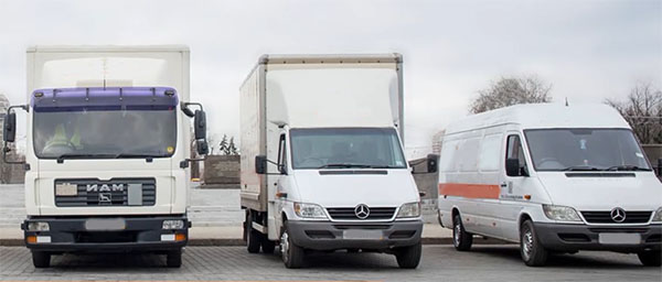 Часть автопарка на маршруте Минск-Москва Автопарк машин на маршруте Минск-Москва